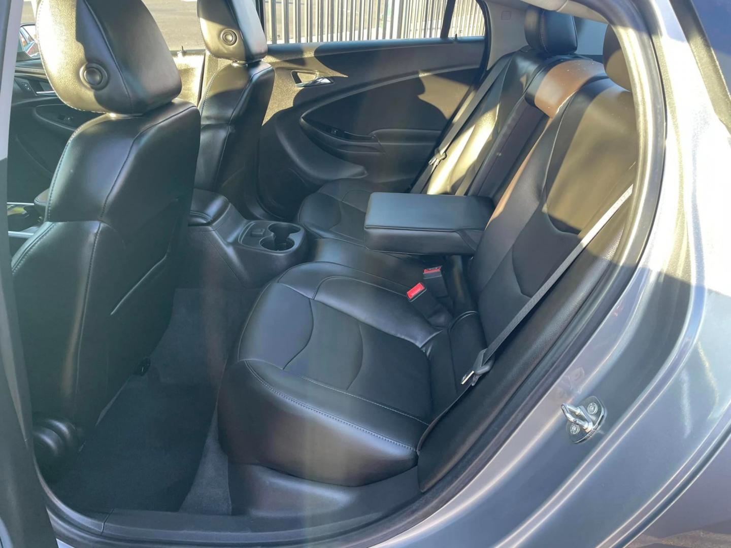 2018 DARK GRAY /BLACK Chevrolet Volt (1G1RC6S52JU) , located at 744 E Miner Ave, Stockton, CA, 95202, (209) 944-5770, 37.956863, -121.282082 - PLUS TAXES AND FEES - Photo#9